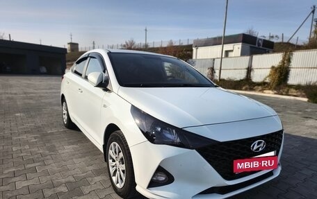 Hyundai Solaris II рестайлинг, 2020 год, 1 050 000 рублей, 17 фотография