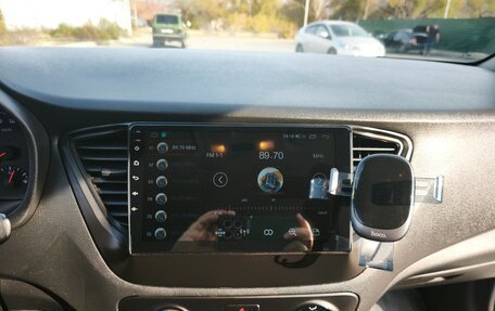 Hyundai Solaris II рестайлинг, 2020 год, 1 050 000 рублей, 33 фотография