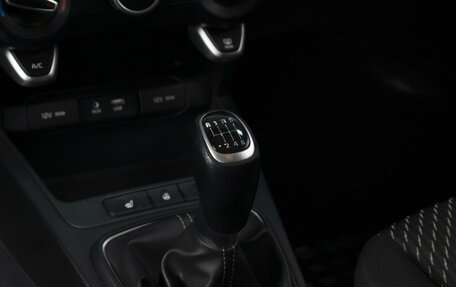 KIA Rio IV, 2018 год, 1 250 000 рублей, 16 фотография