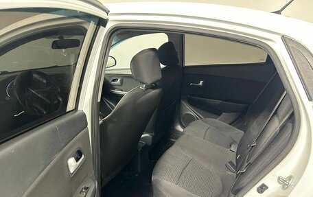 KIA Rio III рестайлинг, 2015 год, 930 000 рублей, 10 фотография