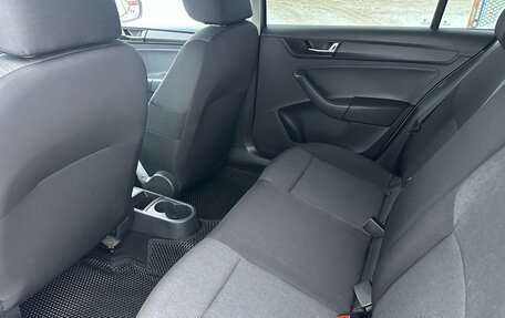 Skoda Rapid I, 2018 год, 1 265 000 рублей, 18 фотография