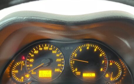 Toyota Avensis III рестайлинг, 2003 год, 599 000 рублей, 14 фотография