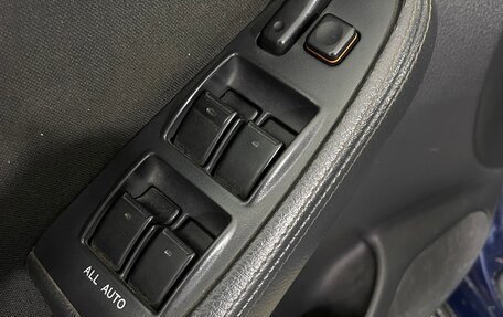 Toyota Avensis III рестайлинг, 2003 год, 599 000 рублей, 16 фотография