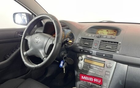 Toyota Avensis III рестайлинг, 2003 год, 599 000 рублей, 12 фотография