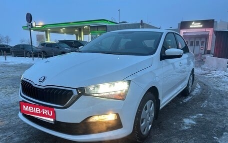 Skoda Rapid II, 2022 год, 1 798 490 рублей, 2 фотография