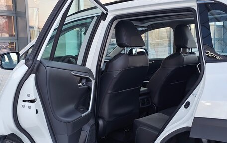 Toyota RAV4, 2025 год, 4 250 000 рублей, 22 фотография