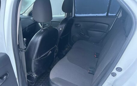 Renault Logan II, 2019 год, 650 000 рублей, 14 фотография