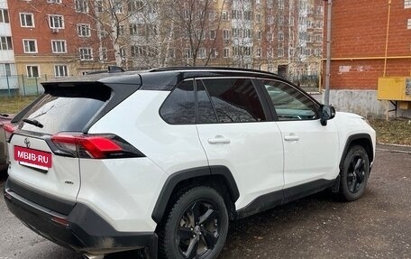 Toyota RAV4, 2020 год, 3 350 000 рублей, 9 фотография