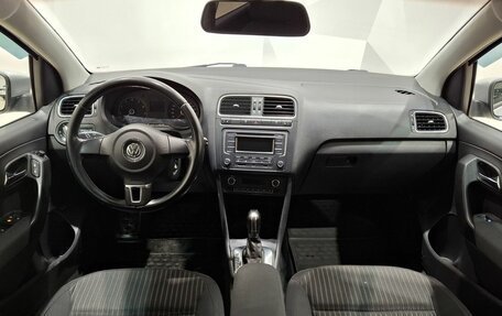 Volkswagen Polo VI (EU Market), 2013 год, 850 000 рублей, 9 фотография
