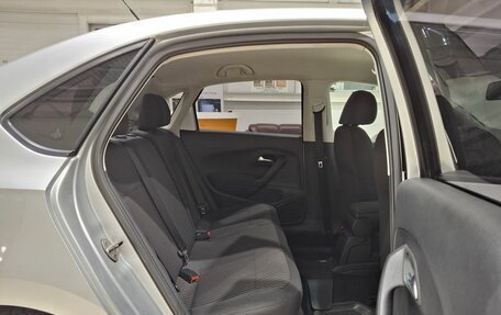 Volkswagen Polo VI (EU Market), 2013 год, 850 000 рублей, 19 фотография