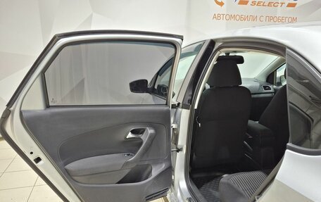 Volkswagen Polo VI (EU Market), 2013 год, 850 000 рублей, 26 фотография