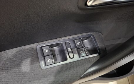 Volkswagen Polo VI (EU Market), 2013 год, 850 000 рублей, 24 фотография