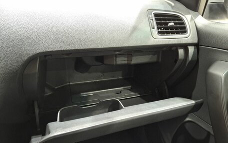 Volkswagen Polo VI (EU Market), 2013 год, 850 000 рублей, 32 фотография