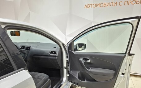 Volkswagen Polo VI (EU Market), 2013 год, 850 000 рублей, 29 фотография
