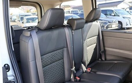 Nissan Serena, 2023 год, 2 278 000 рублей, 27 фотография