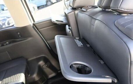 Nissan Serena, 2023 год, 2 278 000 рублей, 24 фотография