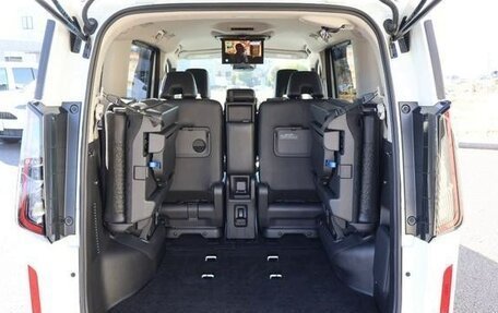 Nissan Serena, 2023 год, 2 278 000 рублей, 28 фотография