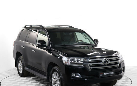 Toyota Land Cruiser 200, 2020 год, 7 890 000 рублей, 3 фотография