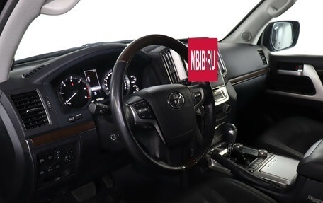 Toyota Land Cruiser 200, 2020 год, 7 890 000 рублей, 13 фотография