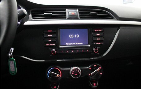 KIA Rio IV, 2019 год, 1 435 000 рублей, 15 фотография