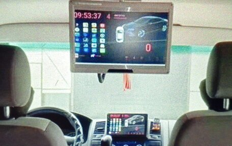 Volkswagen Multivan T5, 2010 год, 1 700 000 рублей, 15 фотография