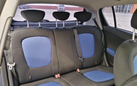 Hyundai i20 IB рестайлинг, 2010 год, 700 000 рублей, 10 фотография