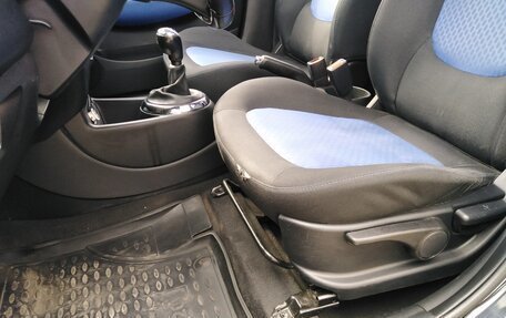 Hyundai i20 IB рестайлинг, 2010 год, 700 000 рублей, 24 фотография