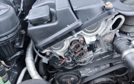 BMW 3 серия, 2004 год, 660 000 рублей, 26 фотография