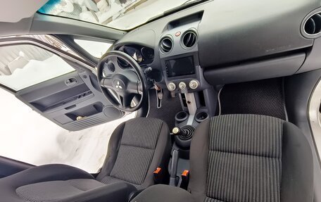 Mitsubishi Colt VI рестайлинг, 2008 год, 555 000 рублей, 22 фотография