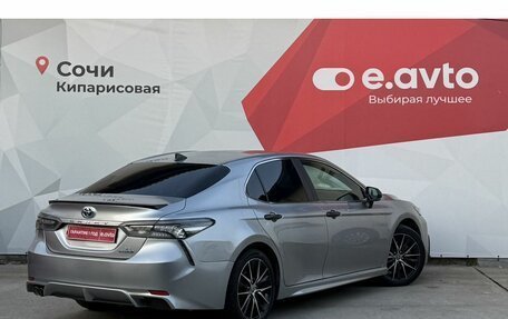 Toyota Camry, 2022 год, 3 350 000 рублей, 4 фотография