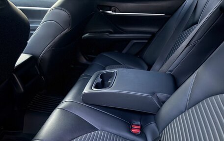 Toyota Camry, 2022 год, 3 350 000 рублей, 12 фотография
