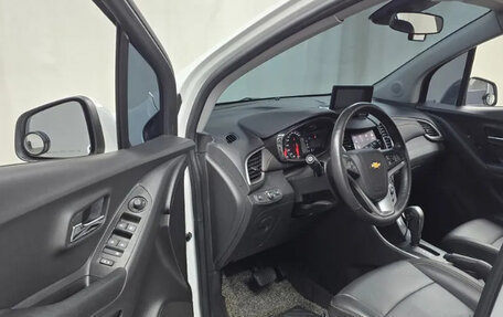 Chevrolet Trax, 2021 год, 1 590 000 рублей, 8 фотография