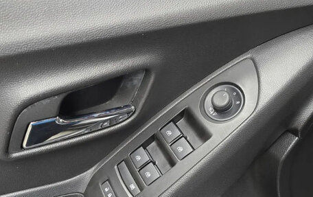 Chevrolet Trax, 2021 год, 1 590 000 рублей, 15 фотография