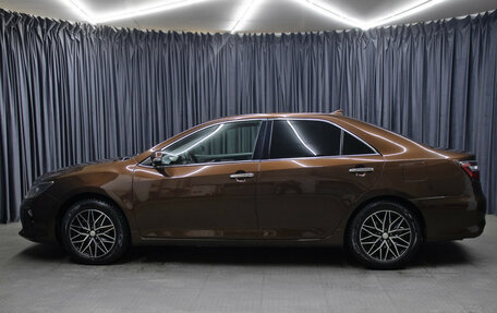 Toyota Camry, 2017 год, 2 198 000 рублей, 8 фотография