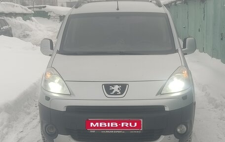 Peugeot Partner II рестайлинг 2, 2009 год, 480 000 рублей, 1 фотография