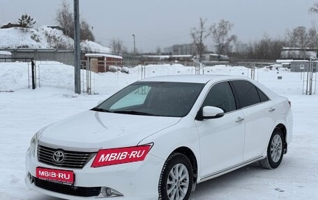 Toyota Camry, 2012 год, 1 900 000 рублей, 1 фотография