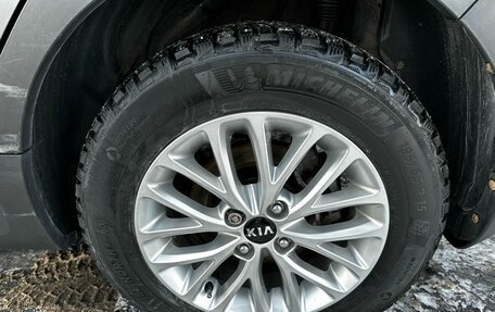 KIA Rio IV, 2019 год, 1 550 000 рублей, 25 фотография