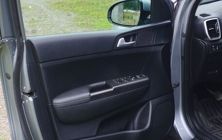 KIA Sportage IV рестайлинг, 2019 год, 1 950 000 рублей, 7 фотография