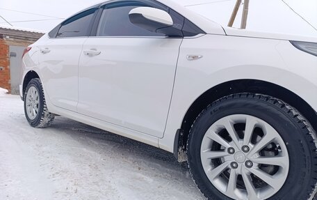 Hyundai Solaris II рестайлинг, 2021 год, 1 440 000 рублей, 10 фотография