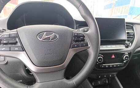 Hyundai Solaris II рестайлинг, 2021 год, 1 440 000 рублей, 18 фотография