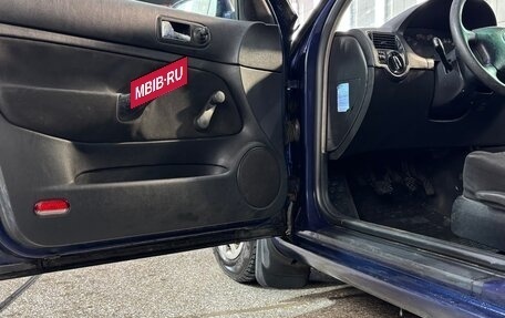 Volkswagen Golf IV, 2001 год, 215 000 рублей, 6 фотография