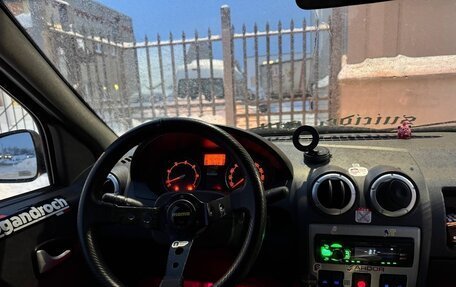 Renault Logan I, 2007 год, 300 000 рублей, 7 фотография