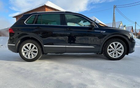 Volkswagen Tiguan II, 2020 год, 2 670 000 рублей, 4 фотография