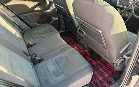 Volkswagen Tiguan II, 2020 год, 2 670 000 рублей, 9 фотография