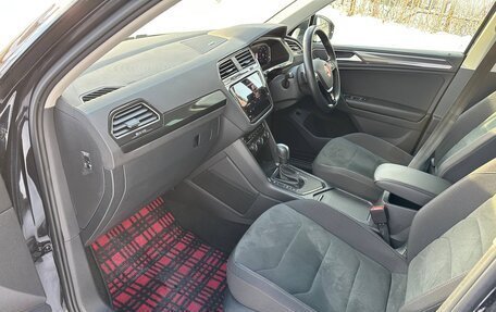 Volkswagen Tiguan II, 2020 год, 2 670 000 рублей, 6 фотография