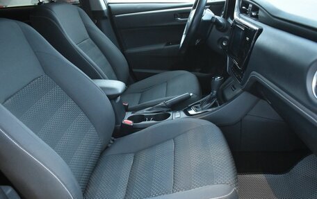 Toyota Corolla, 2018 год, 1 680 000 рублей, 10 фотография