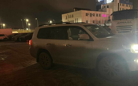 Toyota Land Cruiser 200, 2019 год, 6 660 000 рублей, 3 фотография