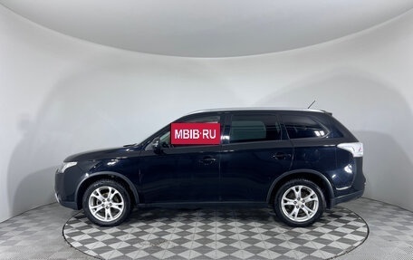Mitsubishi Outlander III рестайлинг 3, 2014 год, 1 297 000 рублей, 8 фотография