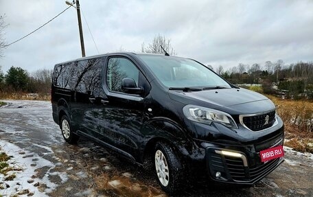 Peugeot Traveller I, 2018 год, 2 665 000 рублей, 1 фотография