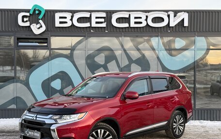 Mitsubishi Outlander III рестайлинг 3, 2019 год, 1 984 000 рублей, 1 фотография